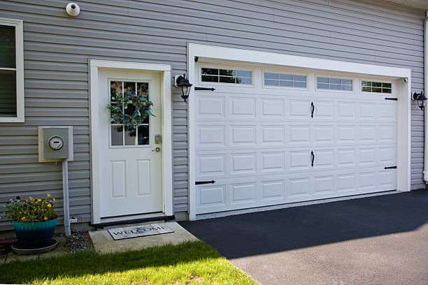 24/7 Emergency Garage Door Panel Replacement experts in Morgan County County, TN